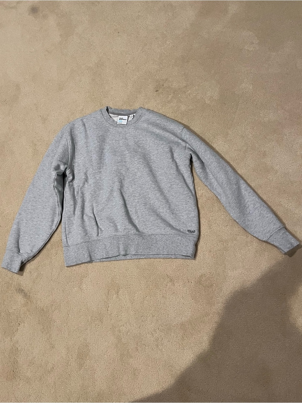 Aritzia heather grey perfect fit sweatshirt